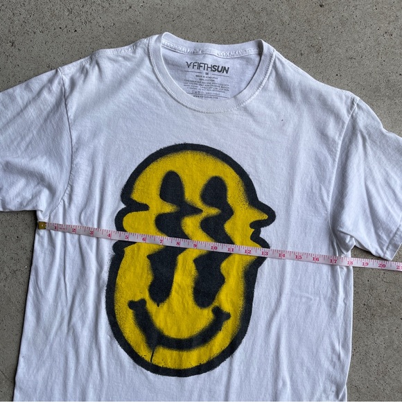 Fifth Sun Smiley T-Shirt - Picture 5 of 6